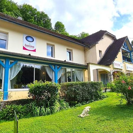 Fasthotel Oloron Hostellerie Du Paon Blanc Lurbe-Saint-Christau Esterno foto