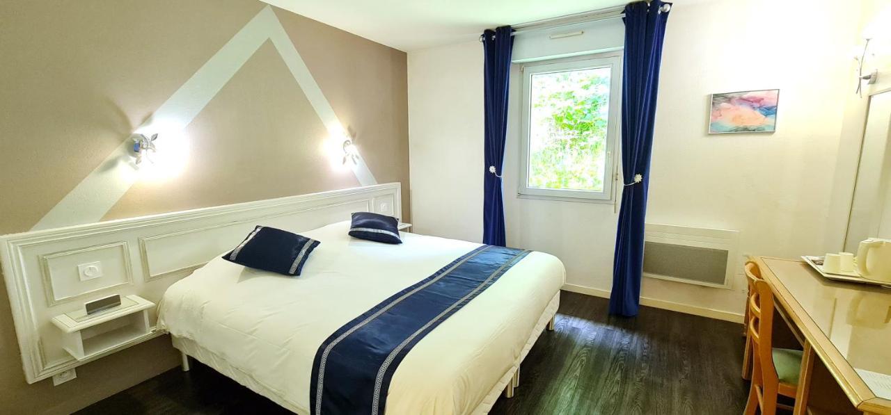 Fasthotel Oloron Hostellerie Du Paon Blanc Lurbe-Saint-Christau Esterno foto