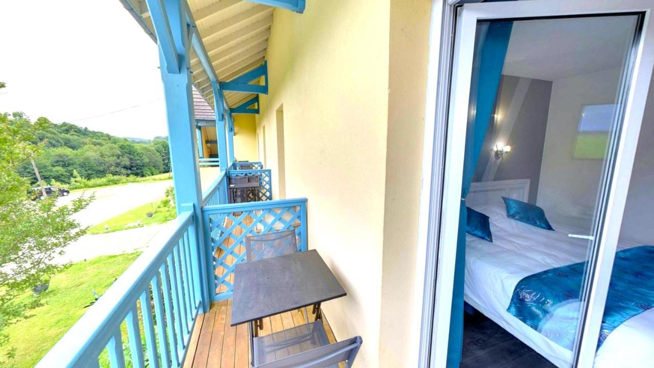 Fasthotel Oloron Hostellerie Du Paon Blanc Lurbe-Saint-Christau Esterno foto